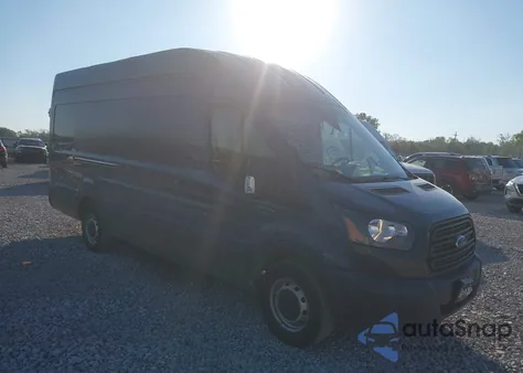 2019 Ford Transit-250 z USA, uszkodzony, nr VIN 1FTYR3XM9KKB33074
